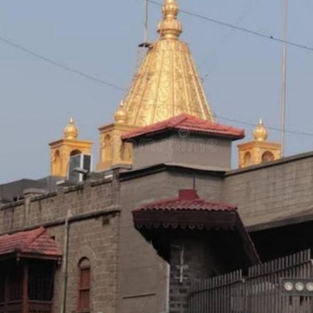 מלון שירדי Sai Gaurav Palace מראה חיצוני תמונה